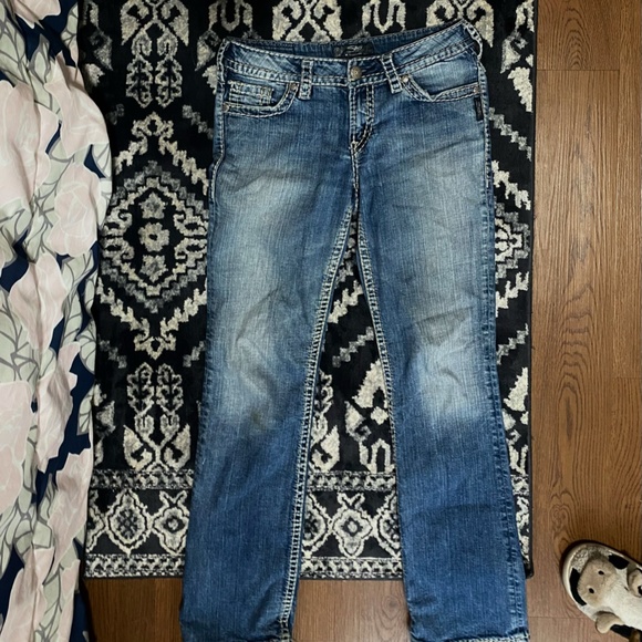 Y2K Low / Mid Waist Jeans ( Back Pocket Detail ) - Picture 3 of 4